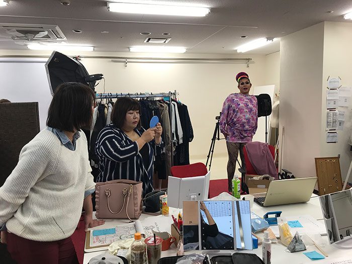 【着痩せインスタライブ動画】大きなバストを小さく見せる！まんまる上半身をすっきり見せる着痩せコーデ  LL-5L