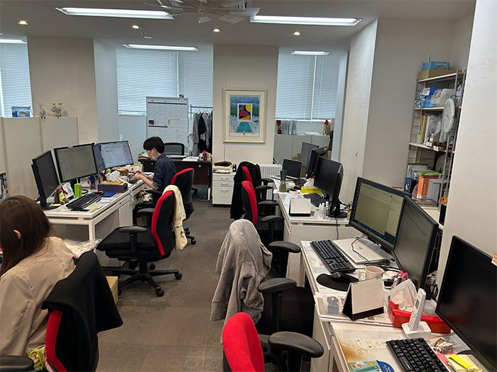 バイヤースタッフの一日に密着！～展示会編～