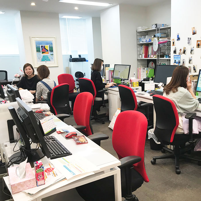 【スタッフコラム】産休前の私が感じた「ふつう」の毎日の素晴らしさ。4月のある日のオフィスはこんな感じでした☆