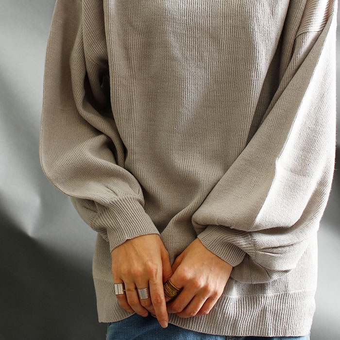【最速でオシャレに見せる一着】人気すぎて再販☆ボリュームたっぷりな袖に魅了される！袖ニットトップス  LL-5L