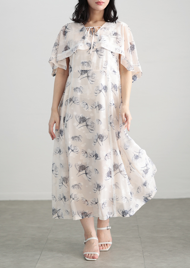 大きいサイズ レディース ケープスリーブフラワーワンピース 前面