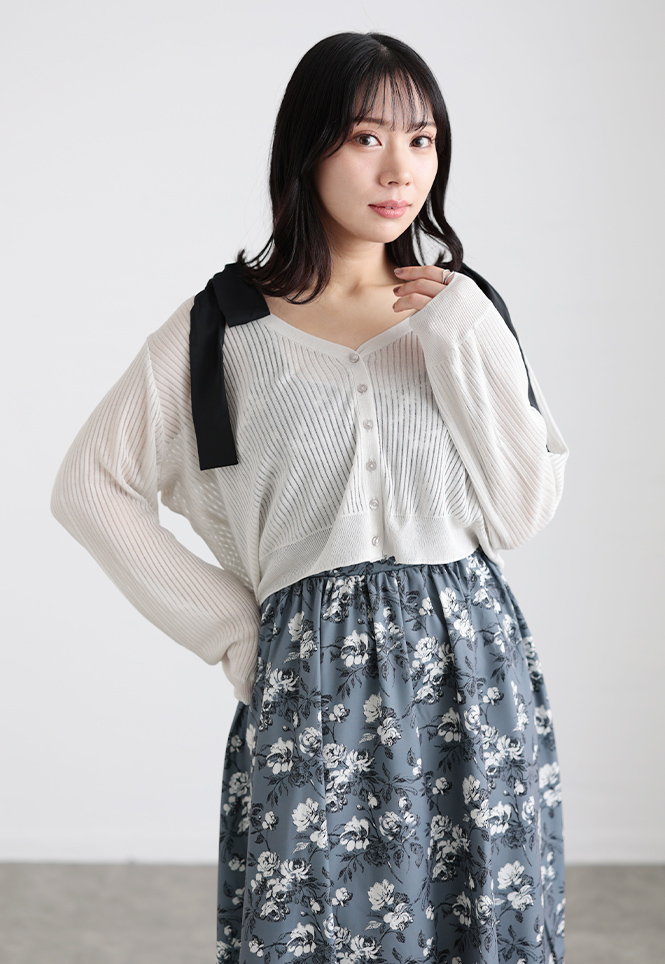 大きいサイズ レディース フラワーガーリーワンピース モデル着用イメージ ブルー