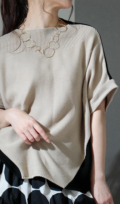 日本製アイテムのモデル画像(正面全身)