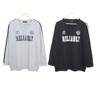 袖ラインVネックロゴスウェット